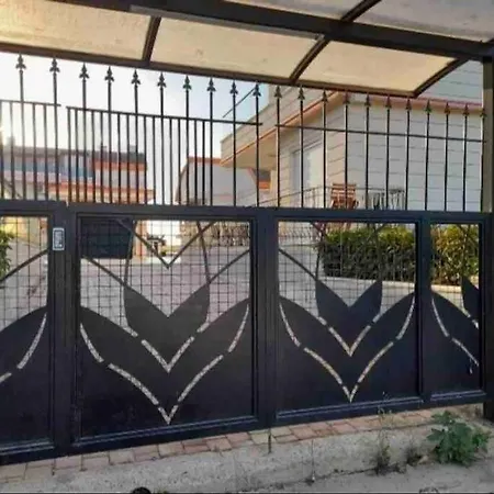 Lara Kundu Bolgesi Daire Aksu (Antalya)